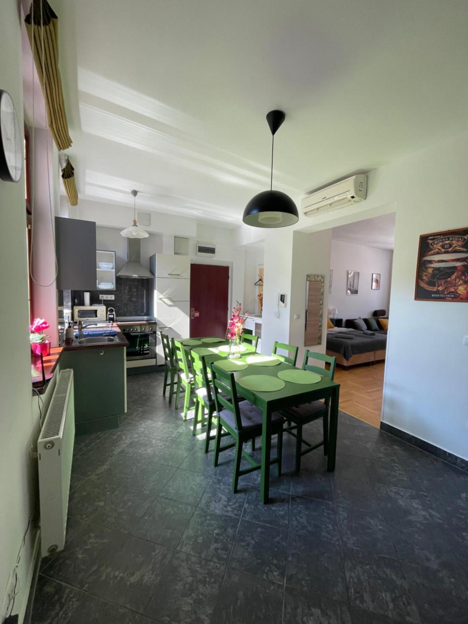 Dobhouse16 #downtown #nightlife #partyzone Appartement Budapest